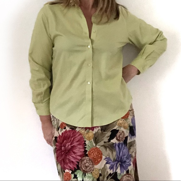 Talbots women’s wrinkle free button down shirt